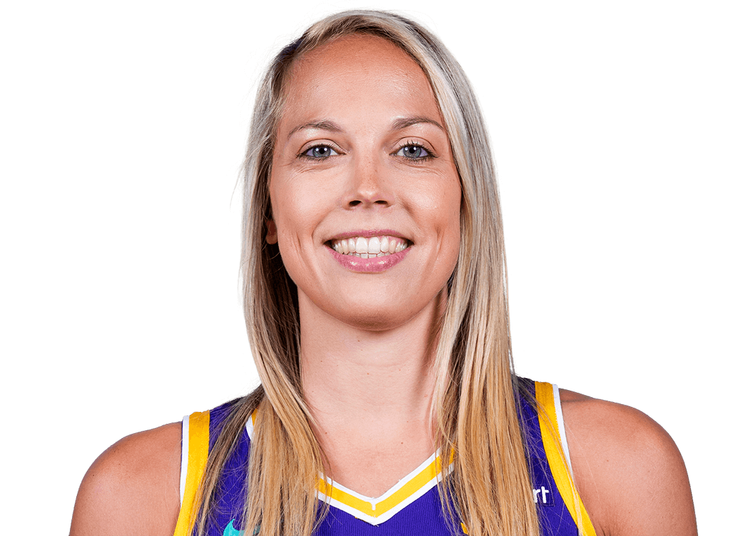 Julie Allemand headshot
