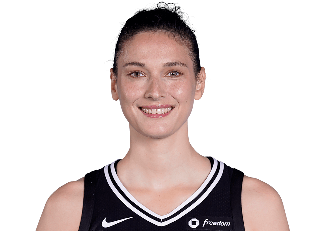 Cecilia Zandalasini headshot