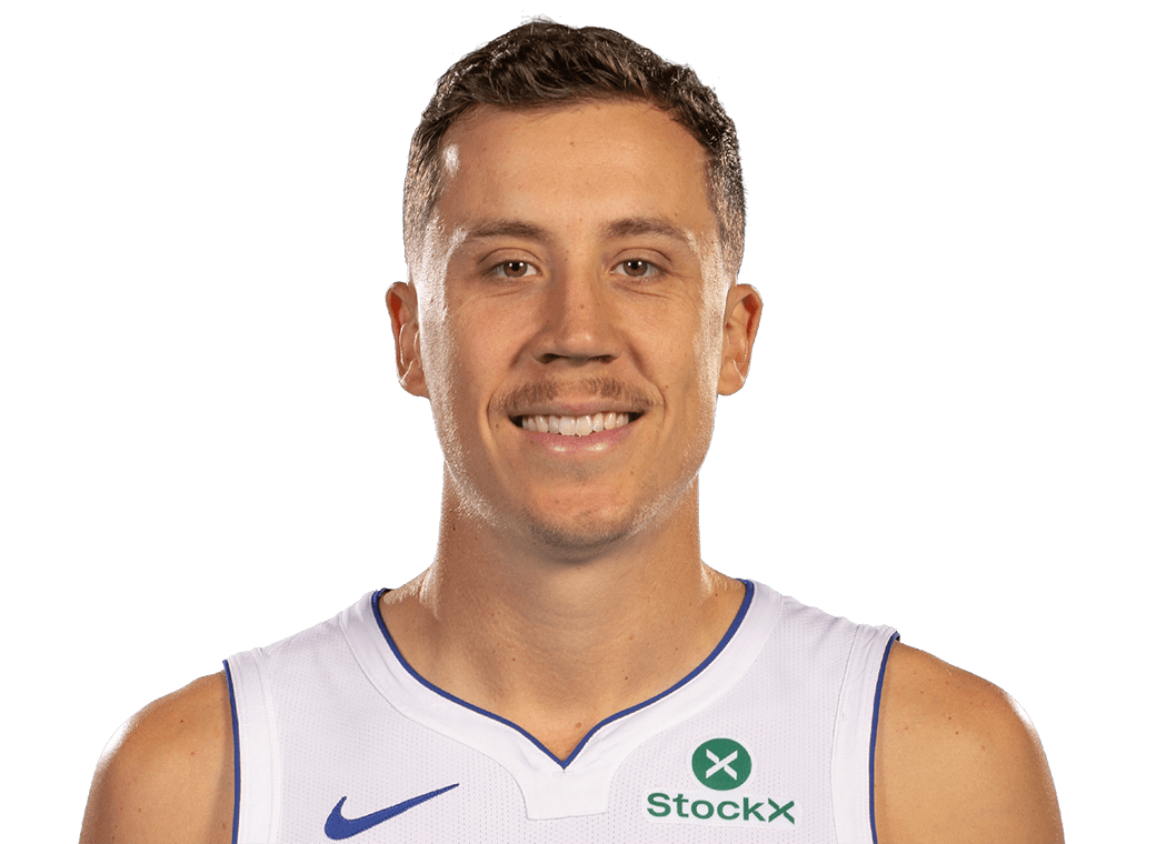 Duncan Robinson headshot