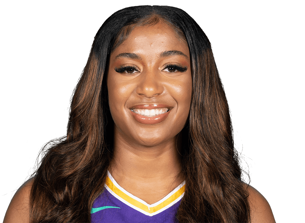 Te'a Cooper headshot