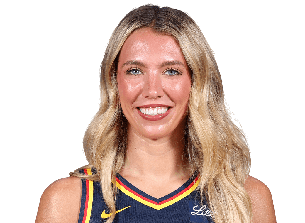 Lexie Hull headshot