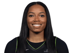 Zia Cooke headshot
