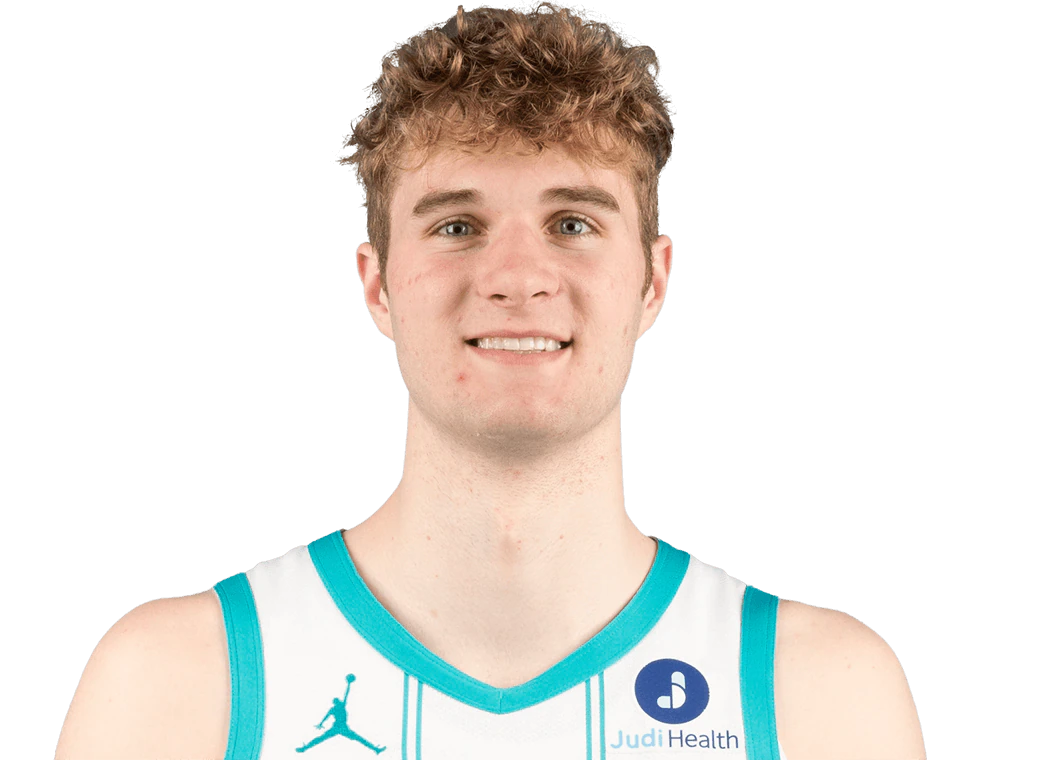 Liam McNeeley headshot