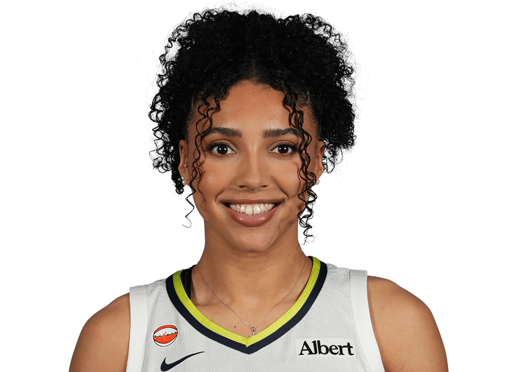 Azzi Fudd headshot