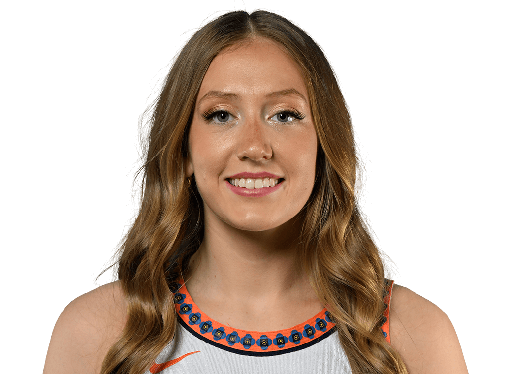 Gianna Kneepkens headshot