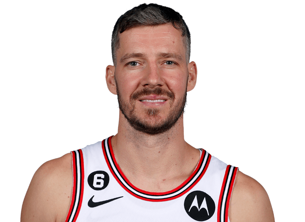 Goran Dragić headshot