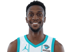 Ish Smith headshot