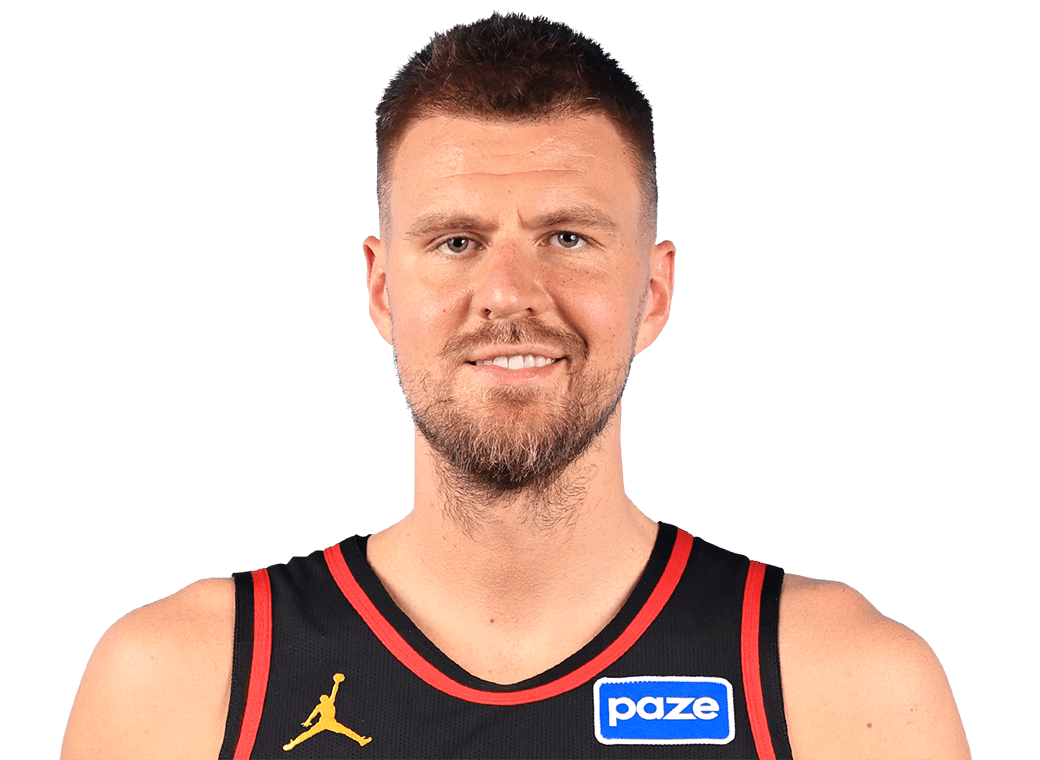 Kristaps Porziņģis headshot