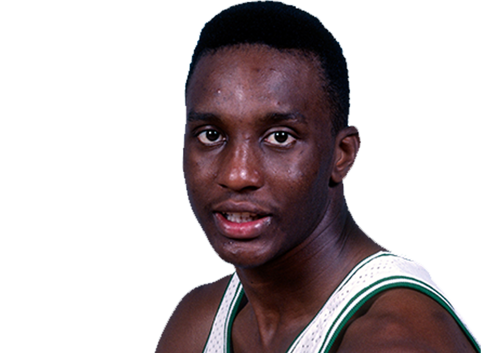 Dee Brown headshot